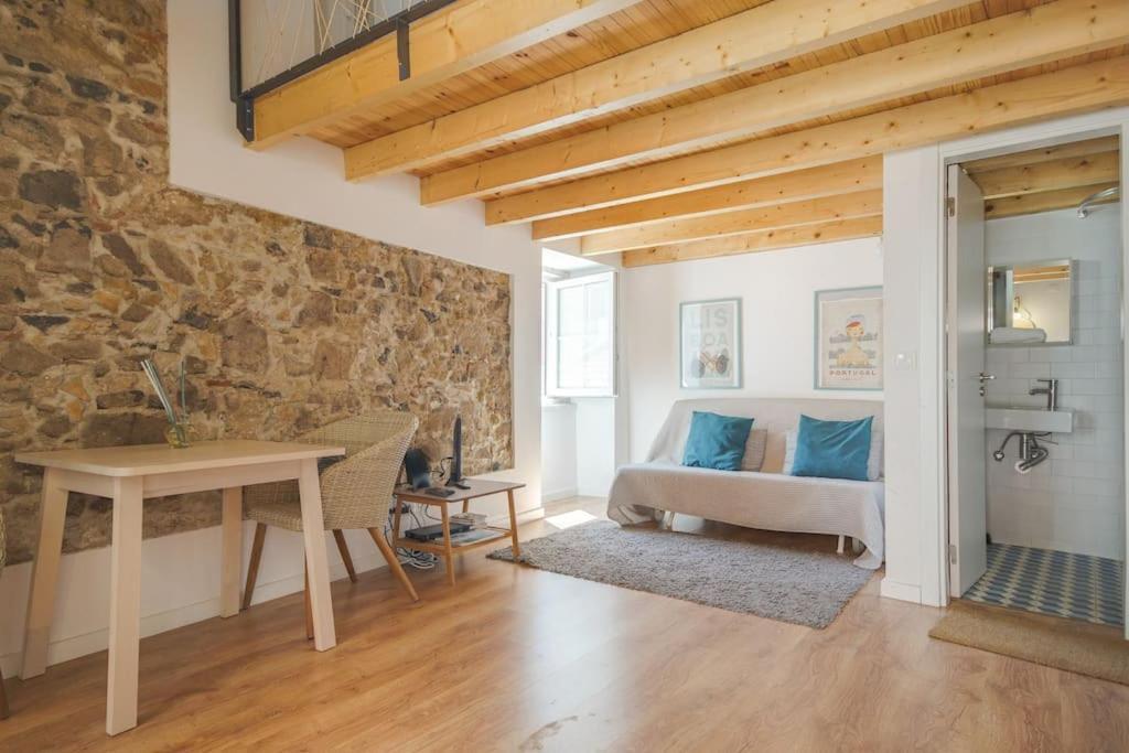 Classic Lisbon Homes: Bright & Central In Belem Екстериор снимка