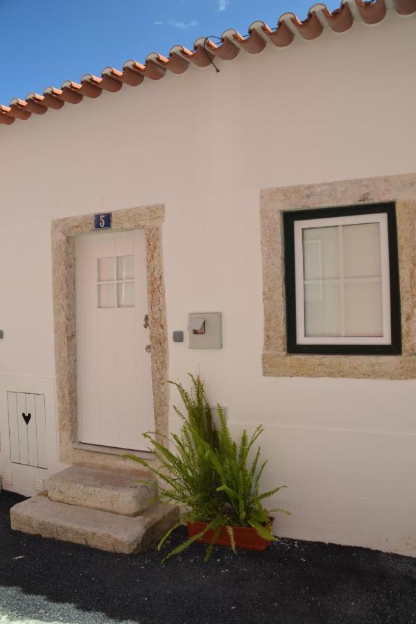 Classic Lisbon Homes: Bright & Central In Belem Екстериор снимка